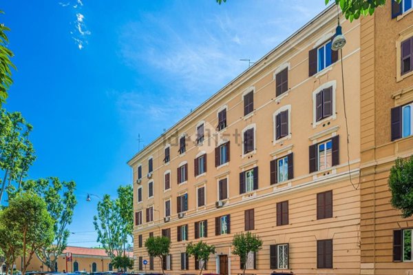 appartamento in vendita a Roma in zona Della Vittoria