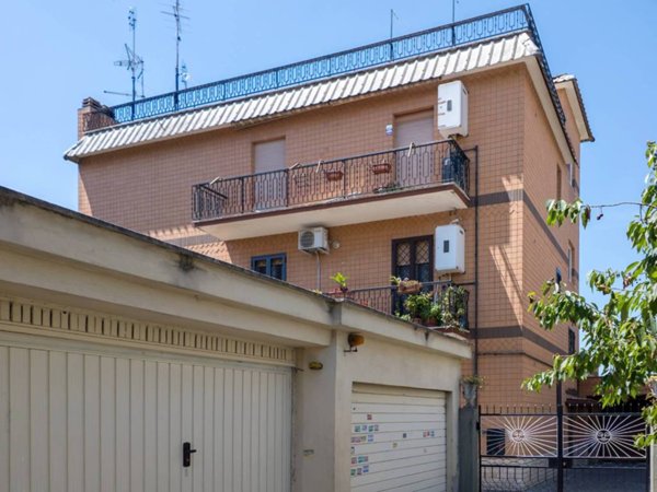 appartamento in vendita a Roma in zona Fidene