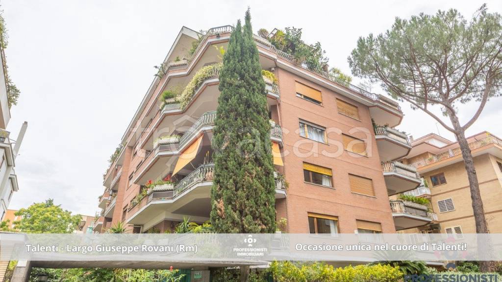 appartamento in vendita a Roma in zona Monte Sacro/Talenti