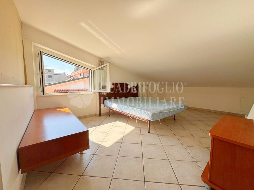casa indipendente in vendita a Roma in zona Finocchio