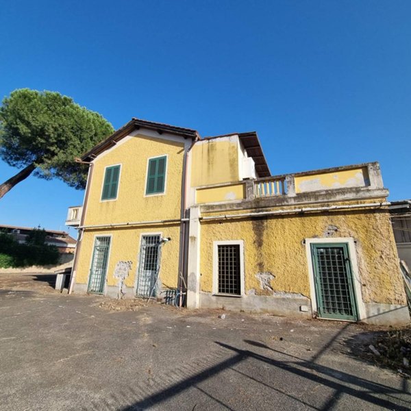 appartamento in vendita a Roma in zona Tor Vergata/Torrenova