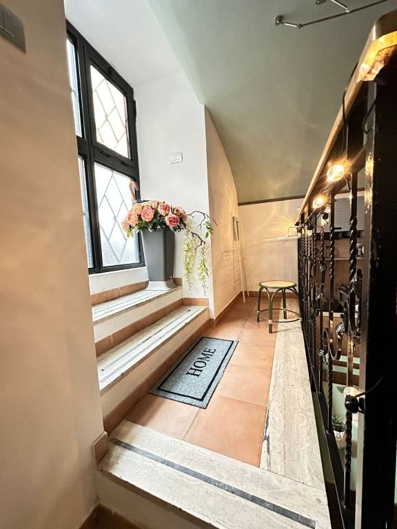 appartamento in vendita a Roma in zona Celio