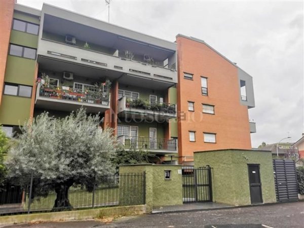 appartamento in vendita a Roma in zona Axa