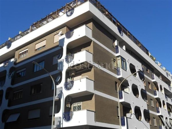 appartamento in vendita a Roma in zona Ostia