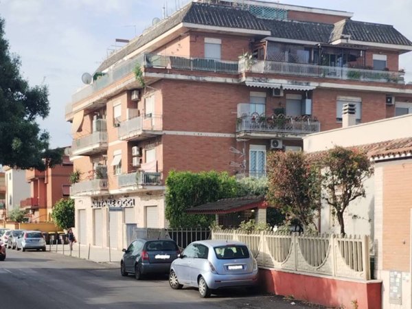 appartamento in vendita a Roma in zona Dragona/Bagnoletto