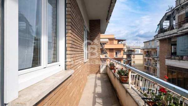 appartamento in vendita a Roma in zona Primavalle