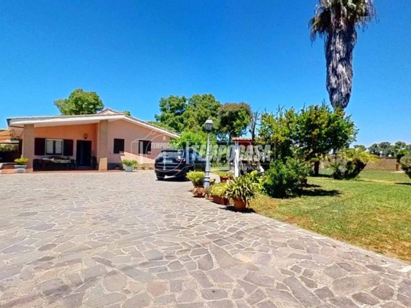 casa indipendente in vendita a Roma in zona Dragona/Bagnoletto