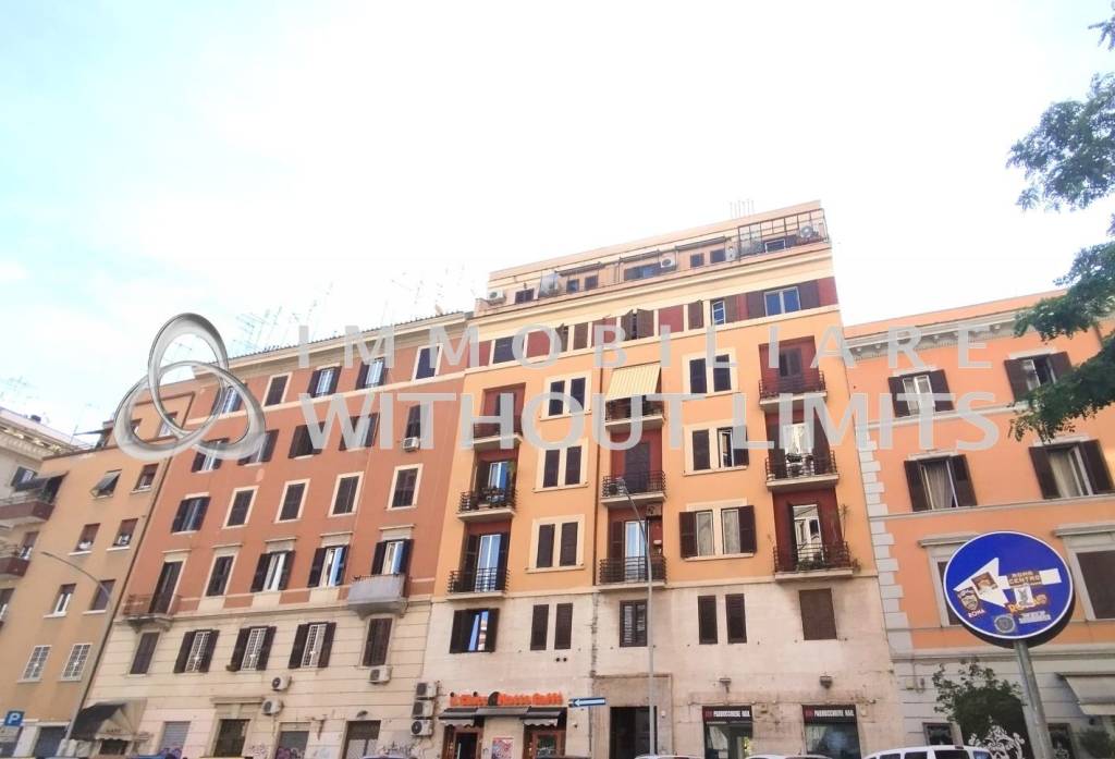appartamento in vendita a Roma in zona Tuscolano