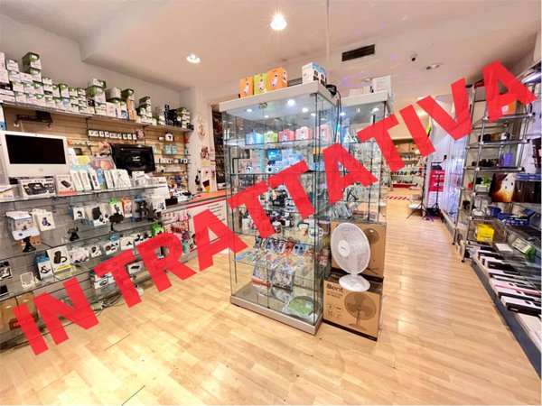 negozio in vendita a Roma in zona Trieste