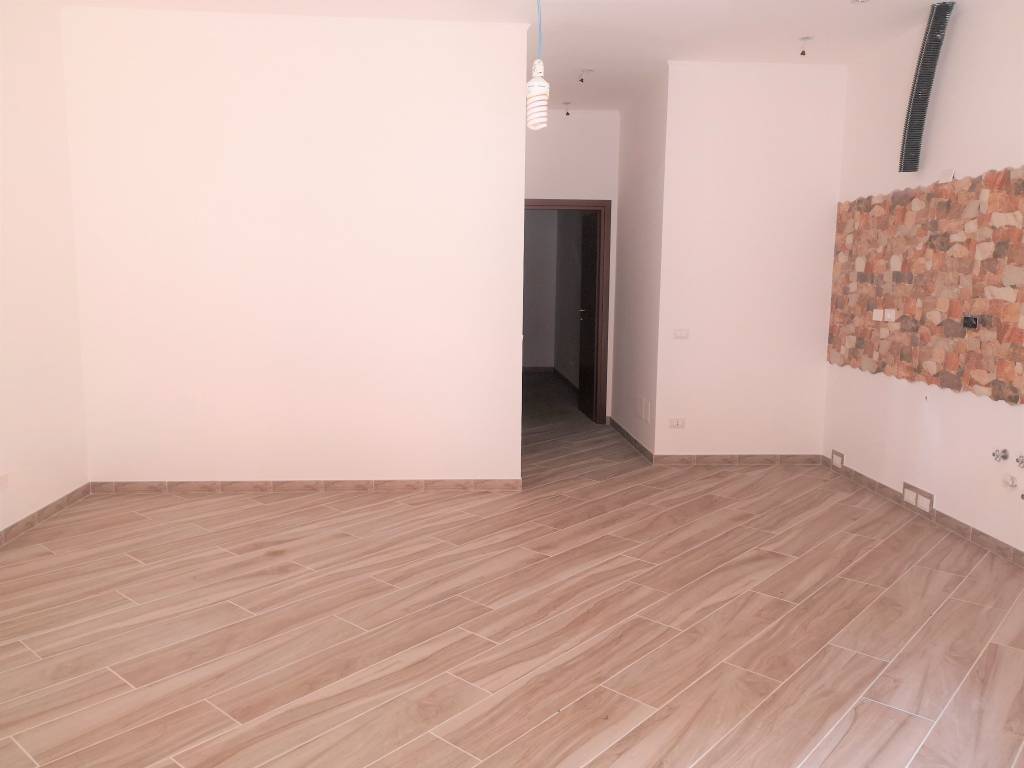appartamento in vendita a Roma in zona Torre Angela
