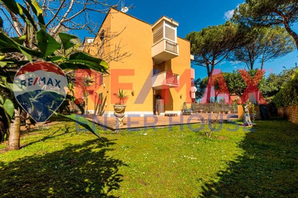 appartamento in vendita a Roma in zona Casal Morena