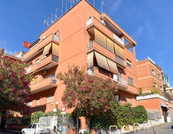 appartamento in vendita a Roma in zona Primavalle