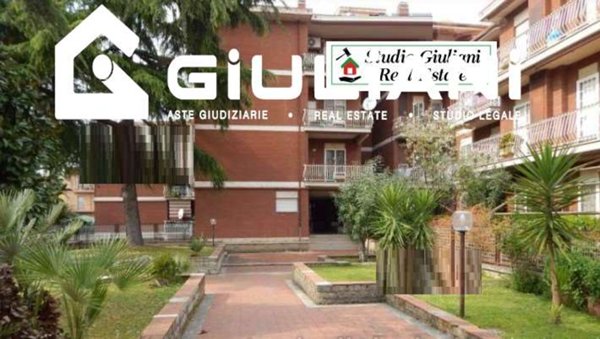 appartamento in vendita a Roma in zona Casal Morena
