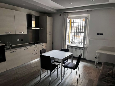 appartamento in vendita a Roma in zona Tuscolano