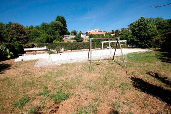 casa indipendente in vendita a Roma in zona Massimina/Casal Lumbroso
