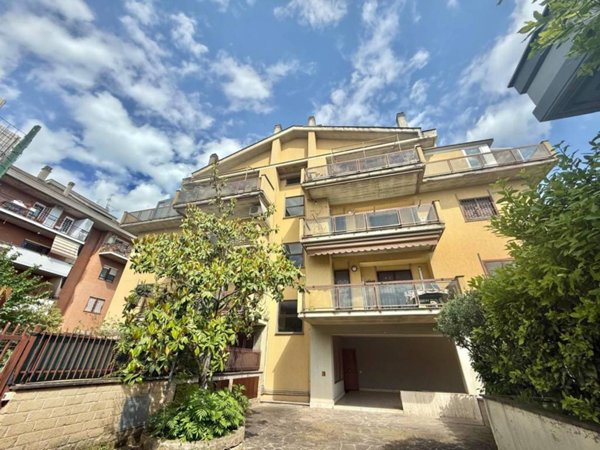 appartamento in vendita a Roma