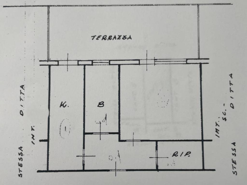 locale commerciale in vendita a Roma in zona Ostia