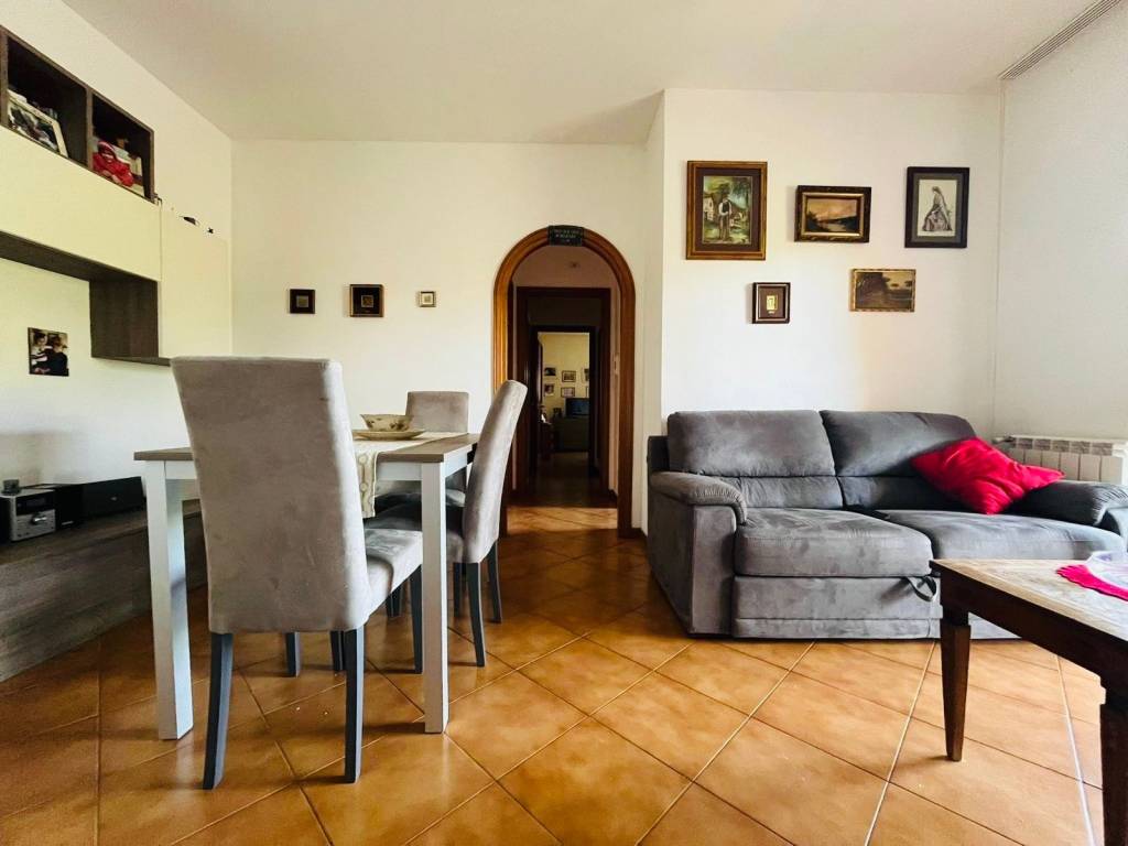 appartamento in vendita a Roma in zona Grottarossa