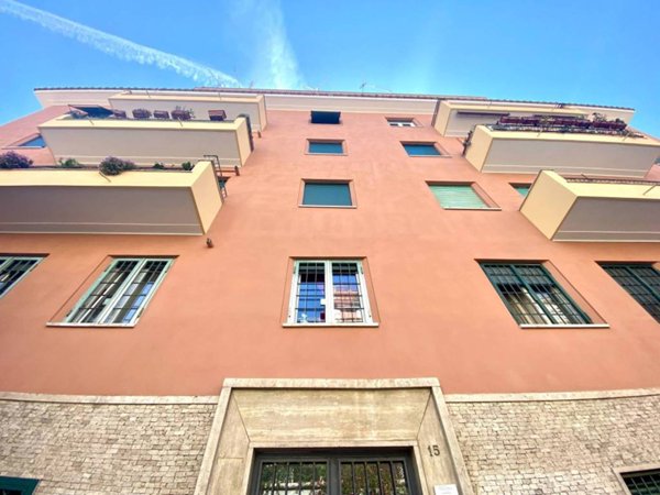 appartamento in vendita a Roma in zona Gianicolense
