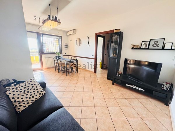 appartamento in vendita a Roma in zona Sette Bagni