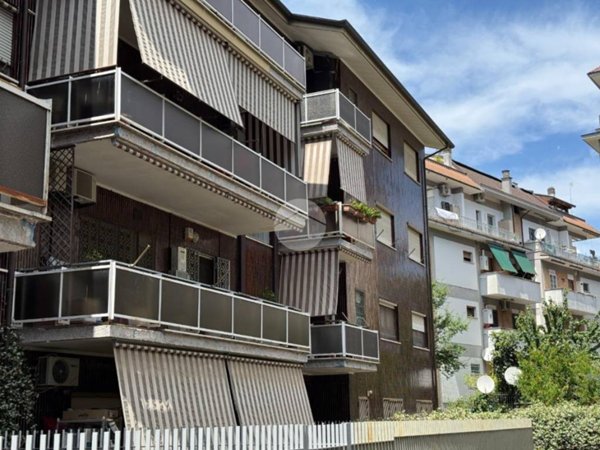 appartamento in vendita a Roma in zona Portuense