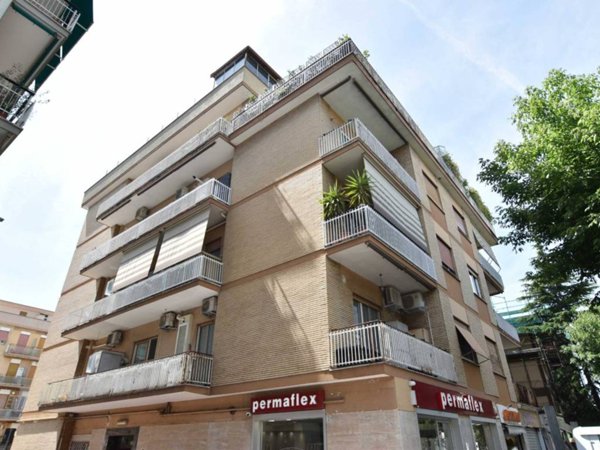 appartamento in vendita a Roma in zona Torrevecchia
