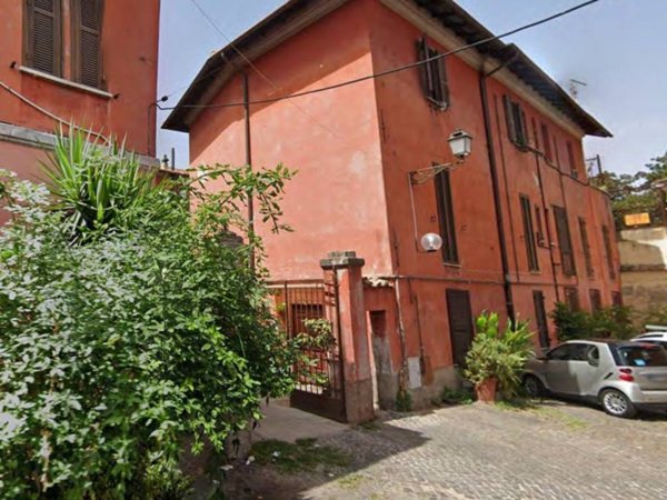 appartamento in vendita a Roma in zona Trastevere