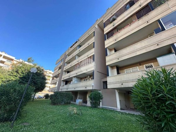 appartamento in vendita a Roma in zona Ponte di Nona