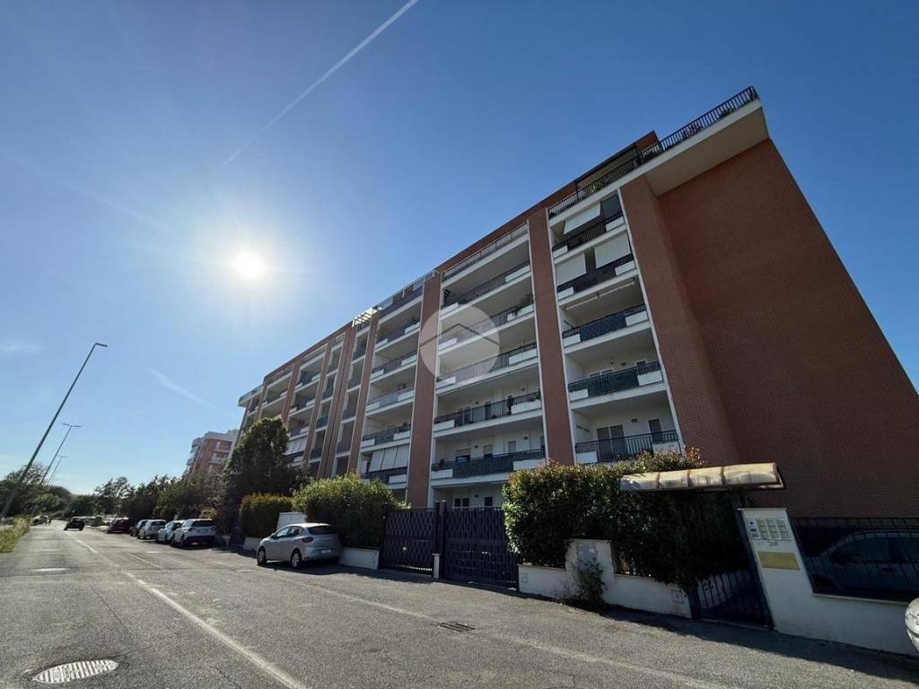appartamento in vendita a Roma in zona Ponte di Nona
