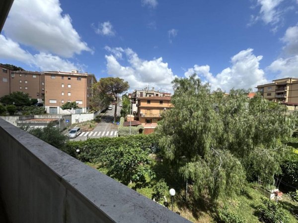 appartamento in vendita a Roma in zona Massimina/Casal Lumbroso