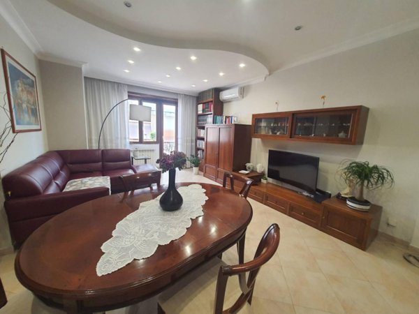 appartamento in vendita a Roma in zona Torre Maura