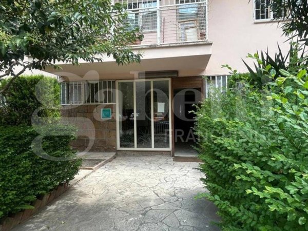 appartamento in vendita a Roma in zona Nomentano