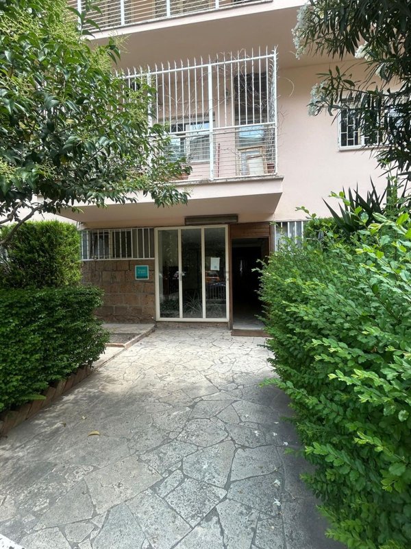 appartamento in vendita a Roma in zona Nomentano