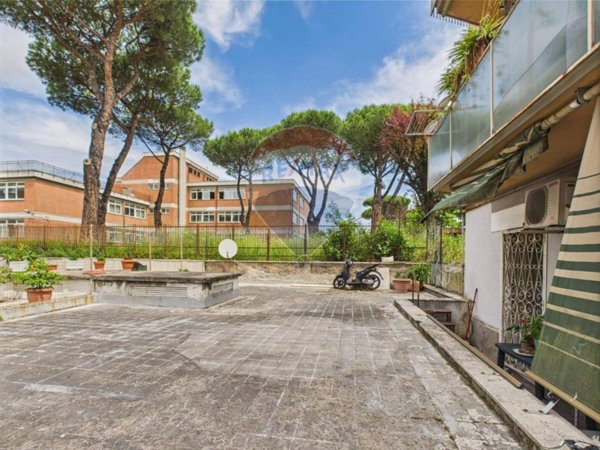 appartamento in vendita a Roma in zona Torrevecchia
