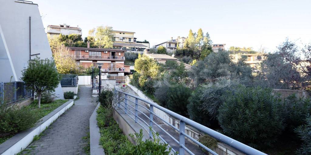 casa indipendente in vendita a Roma in zona Portuense