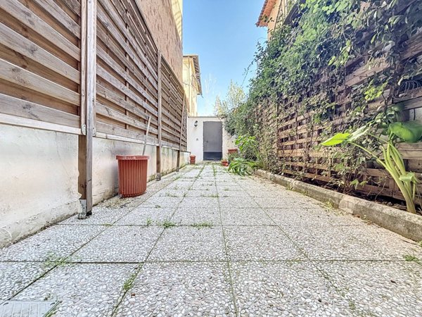 appartamento in vendita a Roma in zona Tuscolano