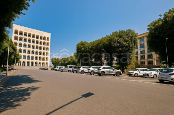 appartamento in vendita a Roma in zona EUR