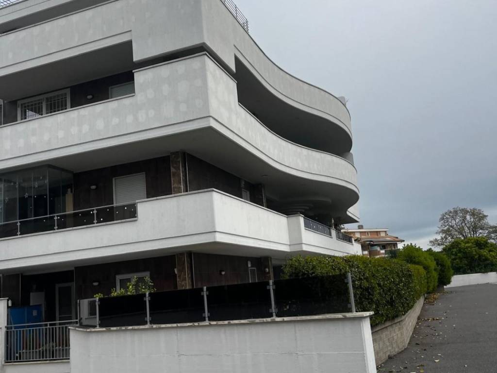 appartamento in vendita a Roma in zona Casalotti