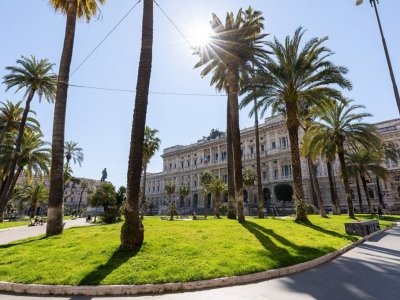 negozio in vendita a Roma in zona Rione Prati