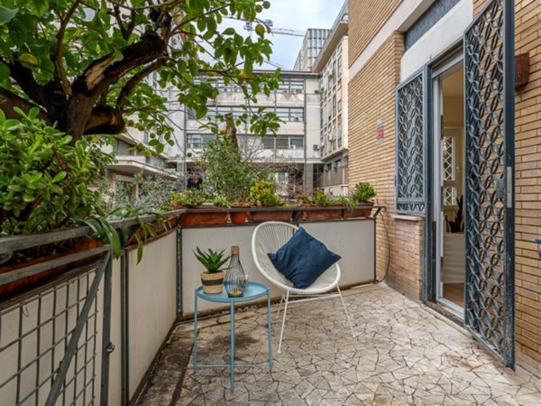 appartamento in vendita a Roma in zona EUR