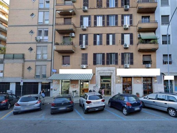 appartamento in vendita a Roma in zona Ostiense
