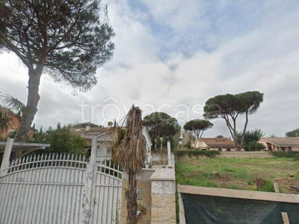 casa indipendente in vendita a Roma in zona Infernetto