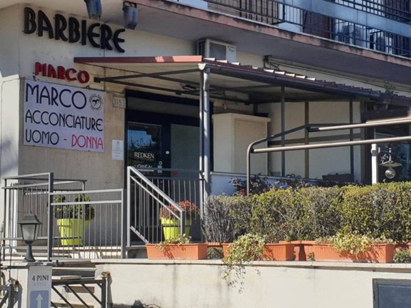 negozio in vendita a Roma in zona Labaro