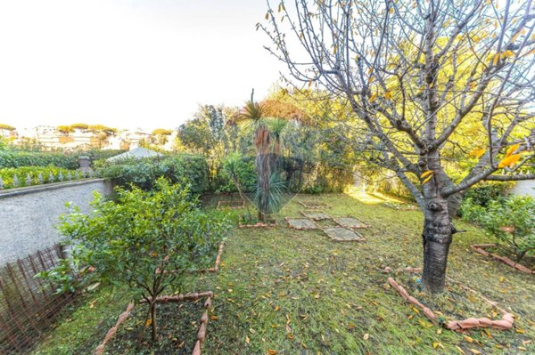 casa indipendente in vendita a Roma in zona Portuense