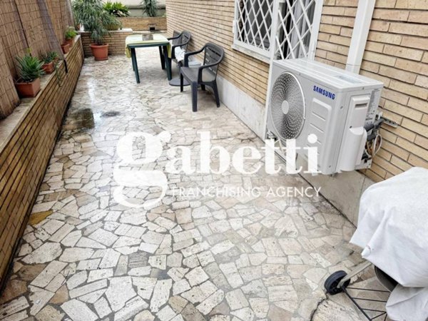 appartamento in vendita a Roma in zona Collatino