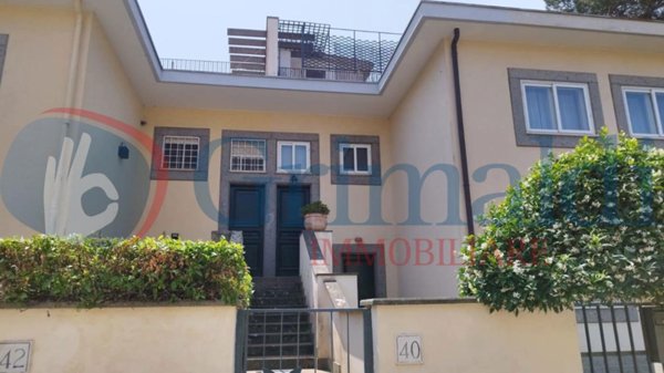 casa indipendente in vendita a Roma in zona Casal Palocco