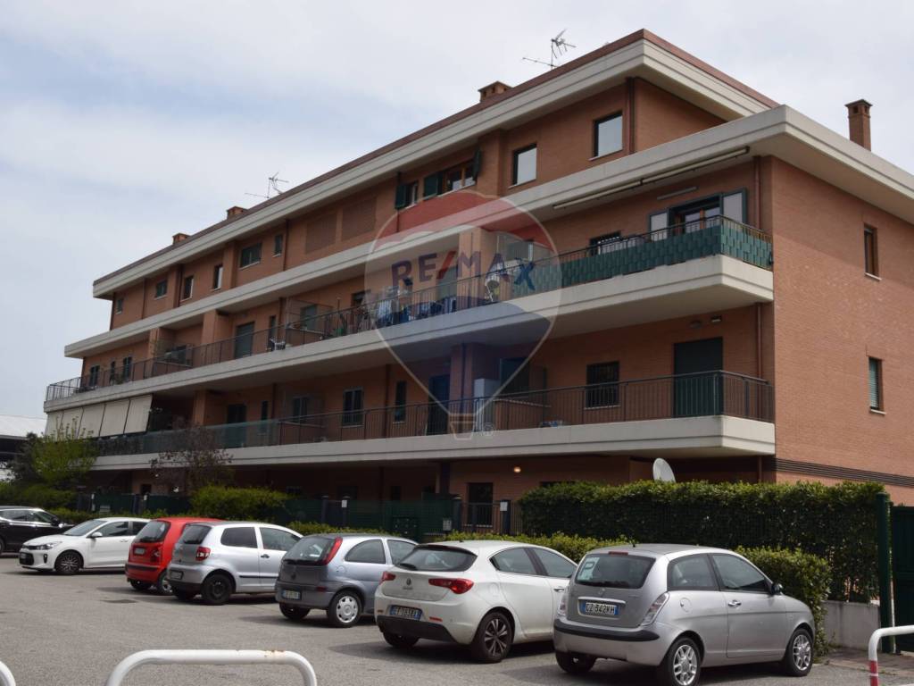 appartamento in vendita a Roma in zona Romanina