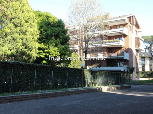 appartamento in vendita a Roma in zona Appio Claudio