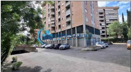 appartamento in vendita a Roma in zona Cinecittà
