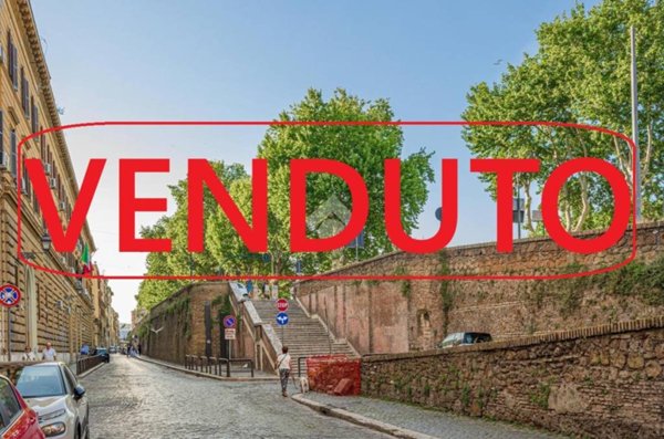 appartamento in vendita a Roma in zona Trastevere